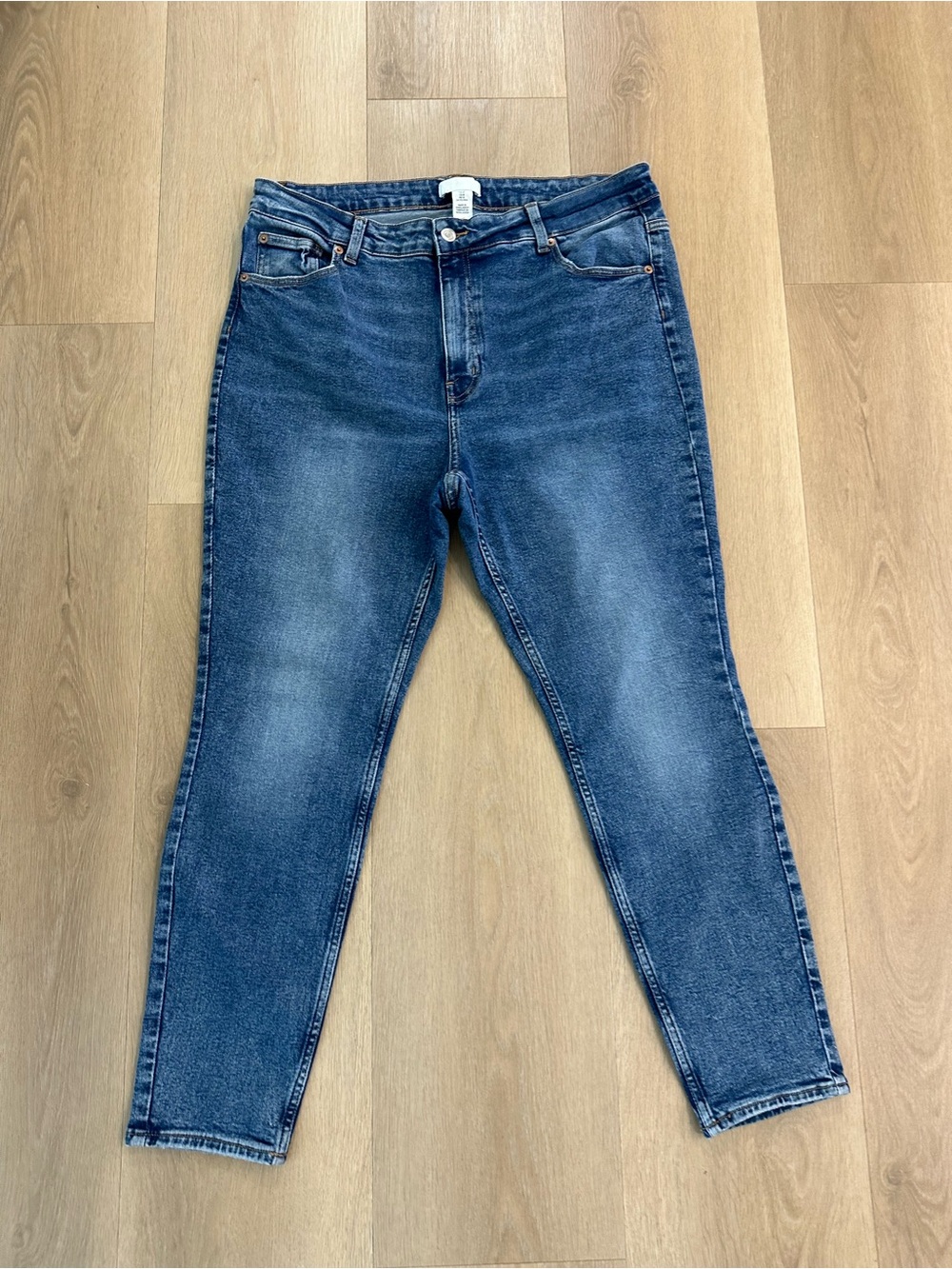 HM Classic High-Rise Women’s Jeans - Blue Denim size 18
